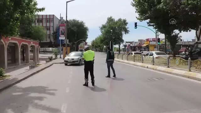 KIRKLARELİ - 'Tam kapanma' denetimleri aralıksız sürdürülüyor KIRKLARELİ - 'Tam kapanma' denetimleri aralıksız sürdürülüyor