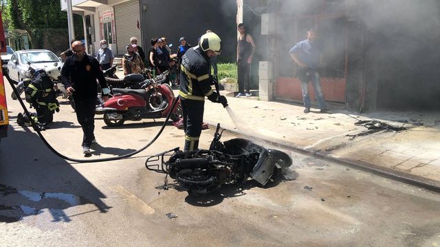 tamirhaneye birakilan motosiklet alev alev ya 3 14116240 o