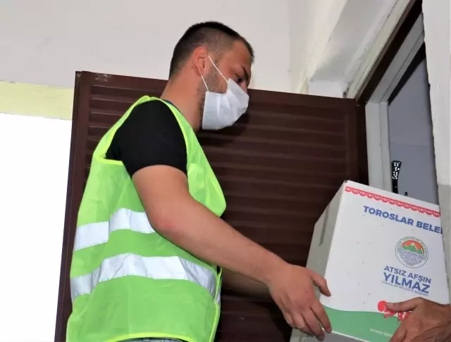 Vatandaş istiyor, 250 kişilik ekip anında yerine getiriyor Vatandaş istiyor, 250 kişilik ekip anında yerine getiriyor