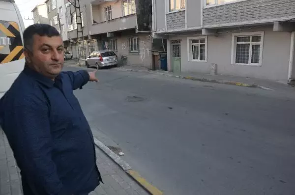 Son dakika haberleri: ANNESİNİN ELİNDEN KURTULUP YOLA FIRLAYAN ZEYNEP'E TIR ÇARPTI; KAZA KAMERADA Son dakika haberleri: ANNESİNİN ELİNDEN KURTULUP YOLA FIRLAYAN ZEYNEP'E TIR ÇARPTI; KAZA KAMERADA