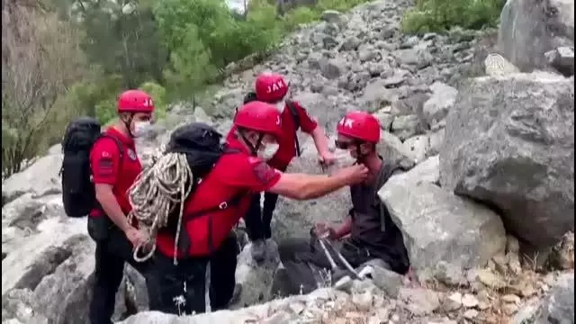 Son dakika: Antalya'da kaybolan İtalyan turisti jandarma buldu Son dakika: Antalya'da kaybolan İtalyan turisti jandarma buldu