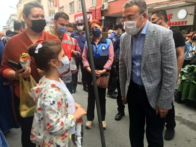 Pendik'te tam kapanma sürecinde pazarlarda sıkı denetim Pendik'te tam kapanma sürecinde pazarlarda sıkı denetim