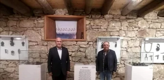 Başkan Pekmezci, Silletto ödülüne layık görülen Yavuz'u tebrik etti