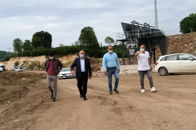 Başkan Tavlı: 'Konkasör tesisi kırsaldaki yol sorununa neşter vuracak' Başkan Tavlı: 'Konkasör tesisi kırsaldaki yol sorununa neşter vuracak'