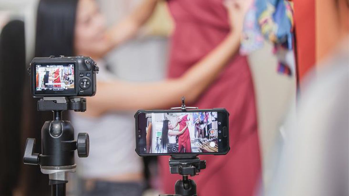 E-ticarette yeni moda: Canlı yayında alışveriş
