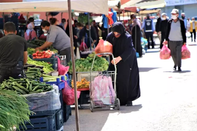 Tam kapanmanın 9. gününde kurulan pazar yerlerine vatandaştan yoğun talep