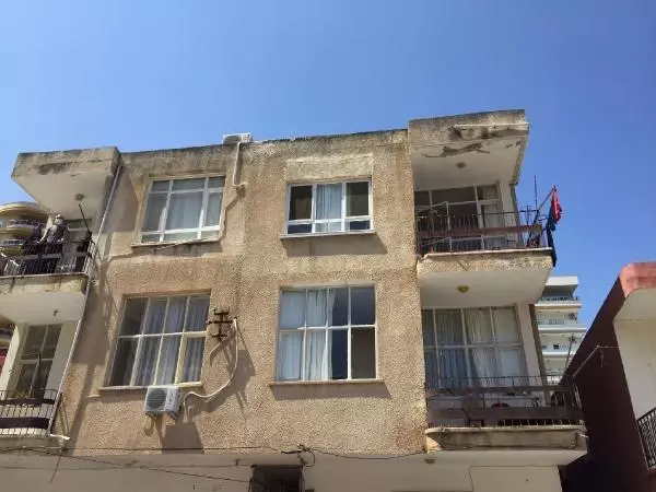 Eşini öldüren koca: Küçük şeylerden tartıştık, sinirlendim, bıçakladım Eşini öldüren koca: Küçük şeylerden tartıştık, sinirlendim, bıçakladım