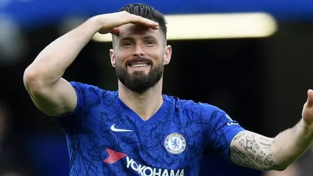Fenerbahçe, Giroud transferinde Mesut Özil sayesinde mutlu sona çok yakın Fenerbahçe, Giroud transferinde Mesut Özil sayesinde mutlu sona çok yakın