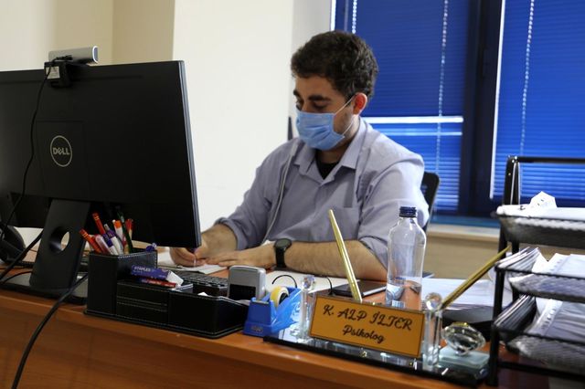 izmit belediyesi psikologlari online destek 2 14119029 o