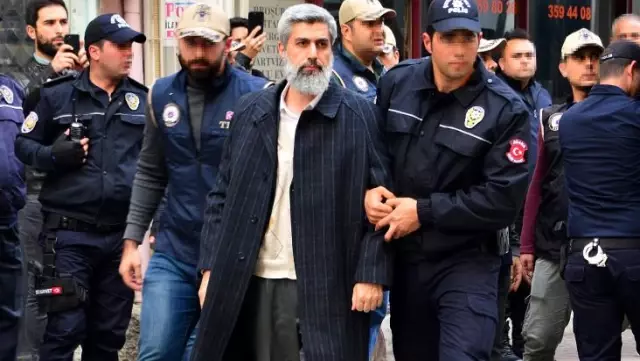 Kısıtlamayı ihlal ederek camide itikaf yapmakta ısrarcı olan Alparslan Kuytul serbest bırakıldı Kısıtlamayı ihlal ederek camide itikaf yapmakta ısrarcı olan Alparslan Kuytul serbest bırakıldı