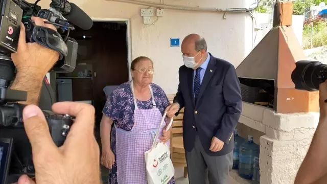 KKTC Cumhurbaşkanı Tatar, 'Gönül Köprüsü' Projesi kapsamında halkla buluştu KKTC Cumhurbaşkanı Tatar, 'Gönül Köprüsü' Projesi kapsamında halkla buluştu