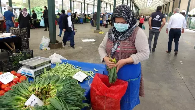 Pendik'te tam kapanma sürecinde pazarlarda sıkı denetim Pendik'te tam kapanma sürecinde pazarlarda sıkı denetim