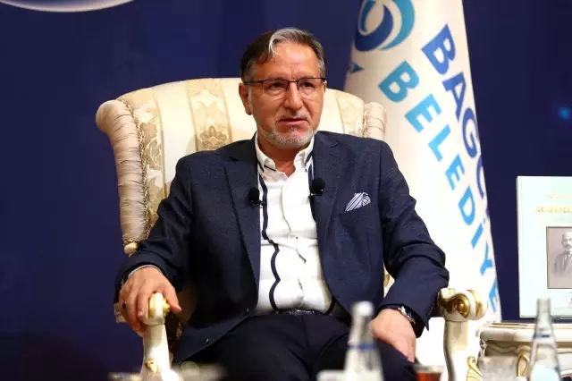Bağcılar Belediyesi 'Ramazan Sohbetleri', ilahiyatçı-yazar Prof. Dr. Mustafa Karataş'ı ağırladı Bağcılar Belediyesi 'Ramazan Sohbetleri', ilahiyatçı-yazar Prof. Dr. Mustafa Karataş'ı ağırladı