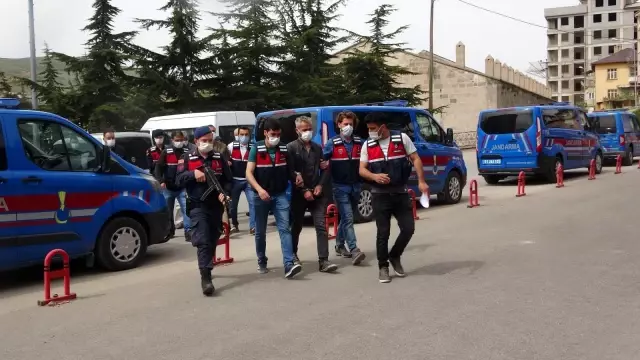 Son dakika haberleri... Niğde'de jandarma ekiplerinden uyuşturucu tacirlerine darbe: 6 gözaltı Son dakika haberleri... Niğde'de jandarma ekiplerinden uyuşturucu tacirlerine darbe: 6 gözaltı