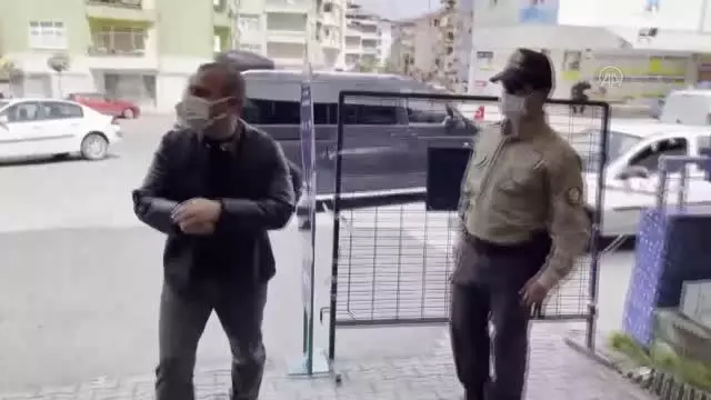 Ordu Valisi Sonel, pazarda tezgah kuran kadın üreticilere ürünlerini alarak destek oldu Ordu Valisi Sonel, pazarda tezgah kuran kadın üreticilere ürünlerini alarak destek oldu