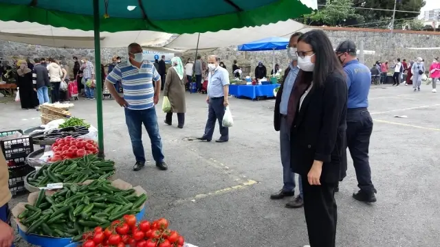 Pendik'te tam kapanma sürecinde pazarlarda sıkı denetim Pendik'te tam kapanma sürecinde pazarlarda sıkı denetim