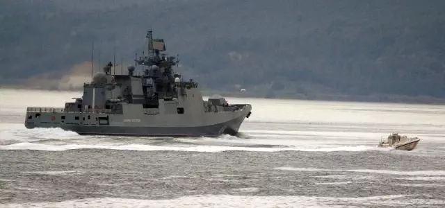Son dakika haber! Rus savaş gemisi 'Admiral Grigorovich' Çanakkale Boğazı'ndan geçti Son dakika haber! Rus savaş gemisi 'Admiral Grigorovich' Çanakkale Boğazı'ndan geçti