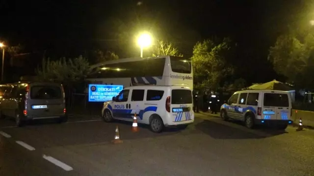 Samsun'da yolcu otobüsünde 25 kaçak göçmen yakalandı Samsun'da yolcu otobüsünde 25 kaçak göçmen yakalandı