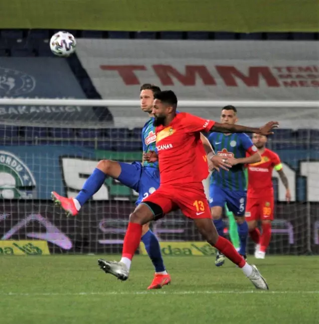 Süper Lig: Çaykur Rizespor: 0 Yeni Malatyaspor: 4 (Maç sonucu) Süper Lig: Çaykur Rizespor: 0 Yeni Malatyaspor: 4 (Maç sonucu)