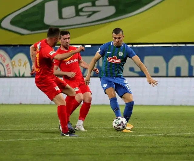 Süper Lig: Çaykur Rizespor: 0 Yeni Malatyaspor: 4 (Maç sonucu) Süper Lig: Çaykur Rizespor: 0 Yeni Malatyaspor: 4 (Maç sonucu)