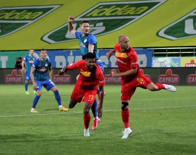 Süper Lig: Çaykur Rizespor: 0 Yeni Malatyaspor: 4 (Maç sonucu) Süper Lig: Çaykur Rizespor: 0 Yeni Malatyaspor: 4 (Maç sonucu)