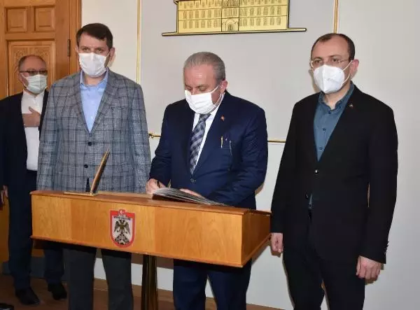 TBMM Başkanı Şentop: Müslümanlara ibadet vakti saldırı vahşettir, devlet terörüdür TBMM Başkanı Şentop: Müslümanlara ibadet vakti saldırı vahşettir, devlet terörüdür