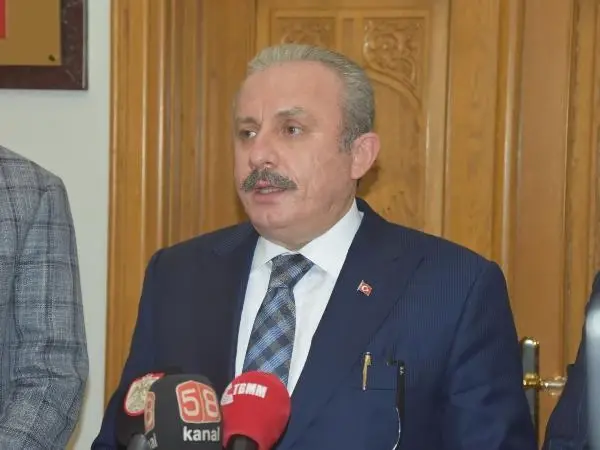 TBMM Başkanı Şentop: Müslümanlara ibadet vakti saldırı vahşettir, devlet terörüdür TBMM Başkanı Şentop: Müslümanlara ibadet vakti saldırı vahşettir, devlet terörüdür