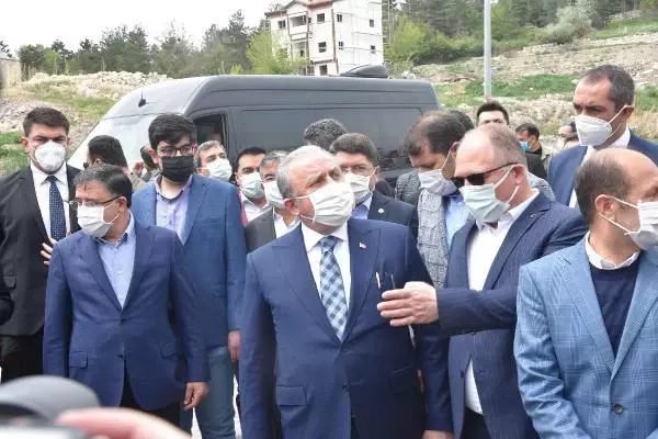 TBMM Başkanı Şentop: Müslümanlara ibadet vakti saldırı vahşettir, devlet terörüdür TBMM Başkanı Şentop: Müslümanlara ibadet vakti saldırı vahşettir, devlet terörüdür
