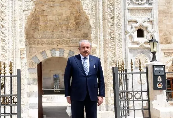 TBMM Başkanı Şentop: Müslümanlara ibadet vakti saldırı vahşettir, devlet terörüdür TBMM Başkanı Şentop: Müslümanlara ibadet vakti saldırı vahşettir, devlet terörüdür
