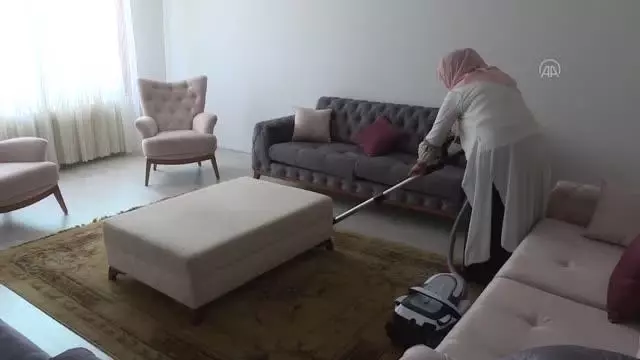 Yollarda 'Şoför Nebahat' evlerinde anneler Yollarda 'Şoför Nebahat' evlerinde anneler