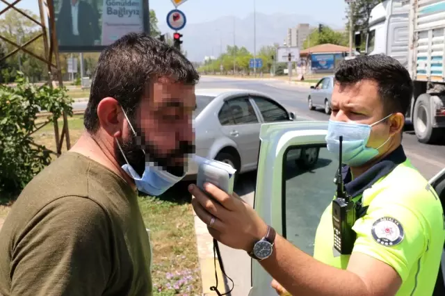 368 promil alkollü sürücünün aracı refüje çıktı, 'Hatalı ben değilim' dedi 368 promil alkollü sürücünün aracı refüje çıktı, 'Hatalı ben değilim' dedi