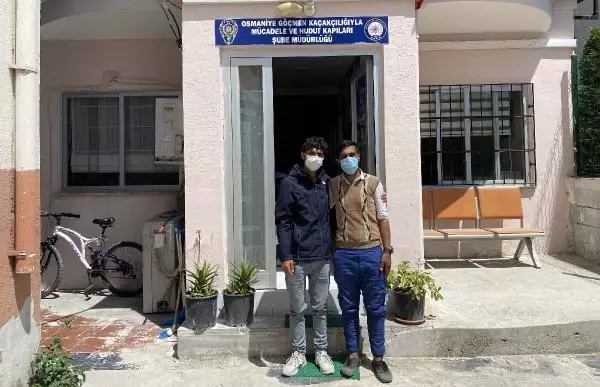 Afgan kardeşleri polis Osmaniye'de kavuşturdu Afgan kardeşleri polis Osmaniye'de kavuşturdu