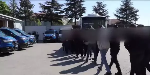 Son dakika haber: Afyonkarahisar'da sanal dolandırıcılık çetesi operasyonuna 11 tutuklama Son dakika haber: Afyonkarahisar'da sanal dolandırıcılık çetesi operasyonuna 11 tutuklama