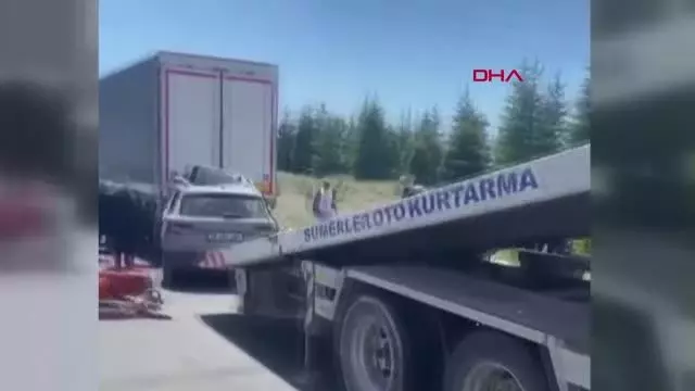 ANKARA TIR'A ÇARPAN OTOMOBİLDEKİ KARI- KOCA İLE BİR ÇOCUKLARI ÖLDÜ, 2 KİŞİ DE YARALANDI ANKARA TIR'A ÇARPAN OTOMOBİLDEKİ KARI- KOCA İLE BİR ÇOCUKLARI ÖLDÜ, 2 KİŞİ DE YARALANDI