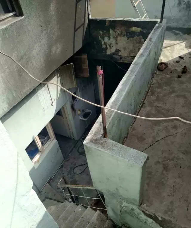 Son dakika 3. sayfa: Annesiyle tartışıp evi ateşe veren genç yangında hayatını kaybetti Son dakika 3. sayfa: Annesiyle tartışıp evi ateşe veren genç yangında hayatını kaybetti