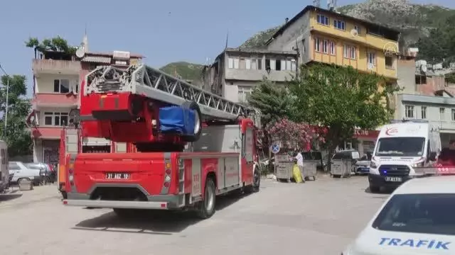 Son dakika... Annesiyle tartıştıktan sonra bulunduğu odayı ateşe veren kişi öldü Son dakika... Annesiyle tartıştıktan sonra bulunduğu odayı ateşe veren kişi öldü