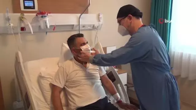 Antalyalı avukat gözyaşları içinde uyardı: 'Korona beni kızımdan koparacaktı, bu hastalık gerçek, toplumu yanıltmasınlar' Antalyalı avukat gözyaşları içinde uyardı: 'Korona beni kızımdan koparacaktı, bu hastalık gerçek, toplumu yanıltmasınlar'