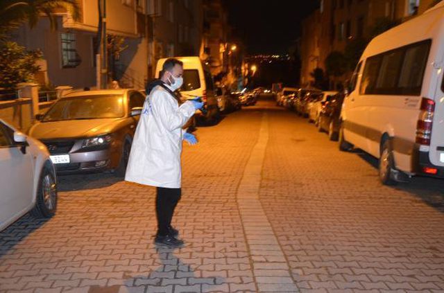 İSTANBUL-AVCILAR'DA SİLAHLI KAVGA: 1 YARALI