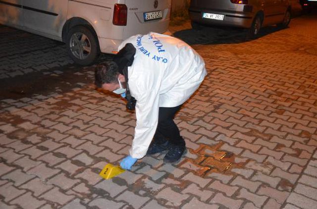İSTANBUL-AVCILAR'DA SİLAHLI KAVGA: 1 YARALI