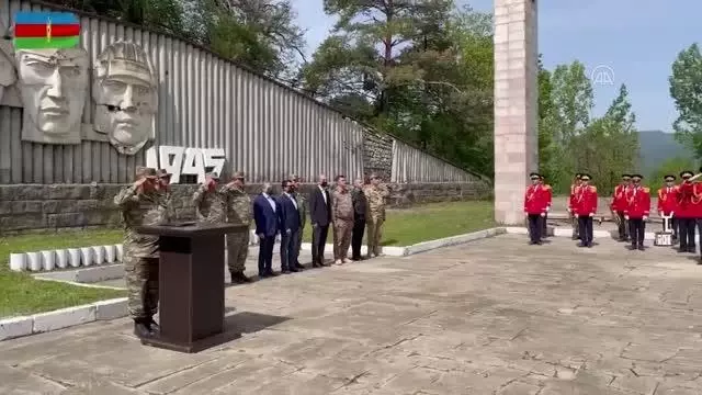 Azerbaycan ordusu, Nazi Almanyası'nın mağlup edilmesinin 76. yılını Şuşa'da geçit töreniyle kutladı Azerbaycan ordusu, Nazi Almanyası'nın mağlup edilmesinin 76. yılını Şuşa'da geçit töreniyle kutladı