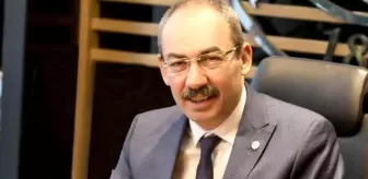 Ömer Gülsoy: Başkan Gülsoy : 'Anne ayakta kalma gücümüz, direncimiz ve güç kaynağımızdır' Ömer Gülsoy: Başkan Gülsoy : 'Anne ayakta kalma gücümüz, direncimiz ve güç kaynağımızdır'