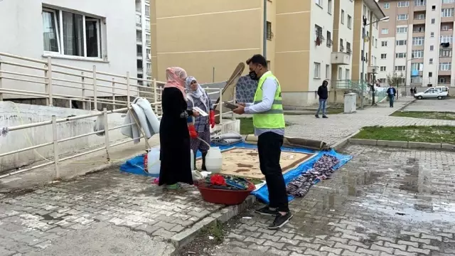Başkan Sayan, Anneler Gününde annelere hediyeler gönderdi Başkan Sayan, Anneler Gününde annelere hediyeler gönderdi