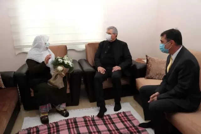 Son Dakika | Başkan Yüce, şehit ve gazi annelerini unutmadı Son Dakika | Başkan Yüce, şehit ve gazi annelerini unutmadı