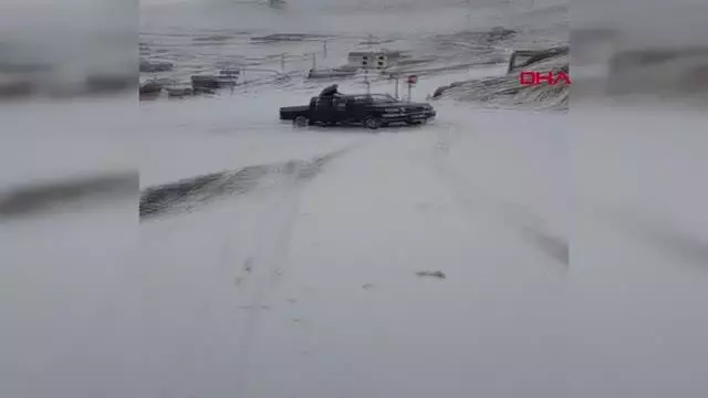BAYBURT'TA DA KAR ETKİSİ BAYBURT'TA DA KAR ETKİSİ