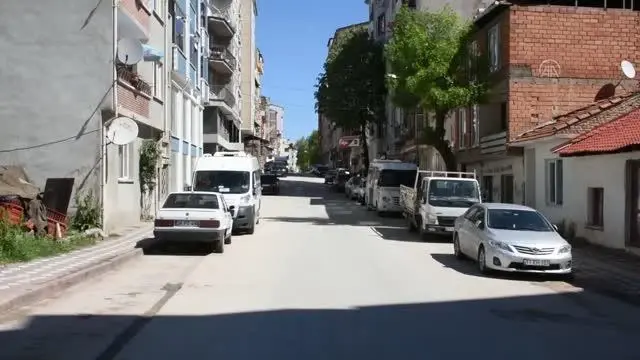 Kütahya'da 'tam kapanma'ya uyuluyor Kütahya'da 'tam kapanma'ya uyuluyor