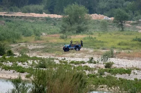 BOĞAÇAYI'NDA KUŞ YUVALARINA RAĞMEN OFFROAD YAPILMASINA TEPKİ BOĞAÇAYI'NDA KUŞ YUVALARINA RAĞMEN OFFROAD YAPILMASINA TEPKİ