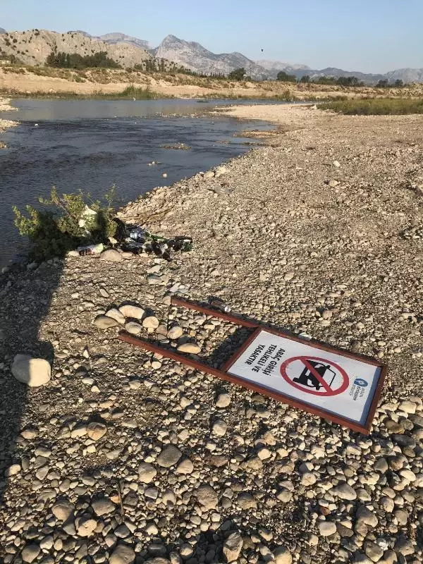 BOĞAÇAYI'NDA KUŞ YUVALARINA RAĞMEN OFFROAD YAPILMASINA TEPKİ BOĞAÇAYI'NDA KUŞ YUVALARINA RAĞMEN OFFROAD YAPILMASINA TEPKİ