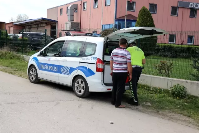 Bolu'da uygulama noktasına girmemek için kaçanlara göz açtırılmıyor Bolu'da uygulama noktasına girmemek için kaçanlara göz açtırılmıyor
