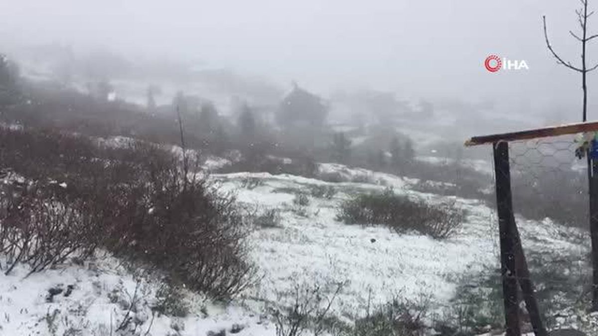 Doğu Karadeniz'de Mayıs'ta yaylalarda kar sürprizi