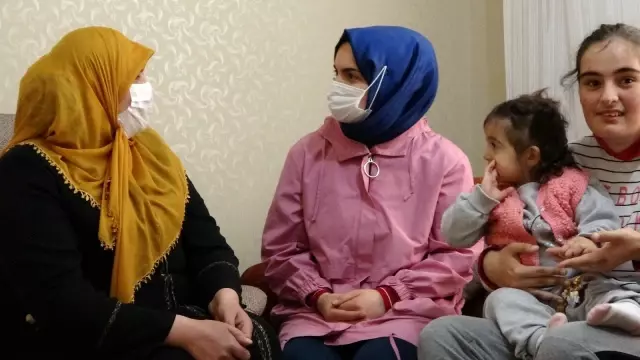 Son dakika haber... Engelli 3 çocuk annesi kadın 'yılın annesi' seçildi